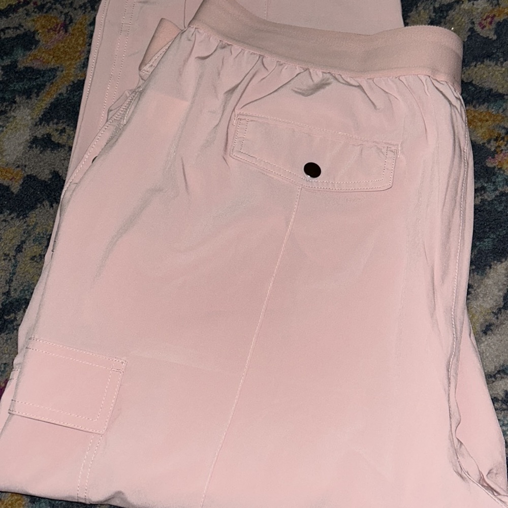 Athleta pink Vienna cargo pants - Picture 6 of 8